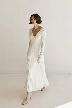 DISSH REIGN WHITE SLEEVED KNIT MIDI DRESS