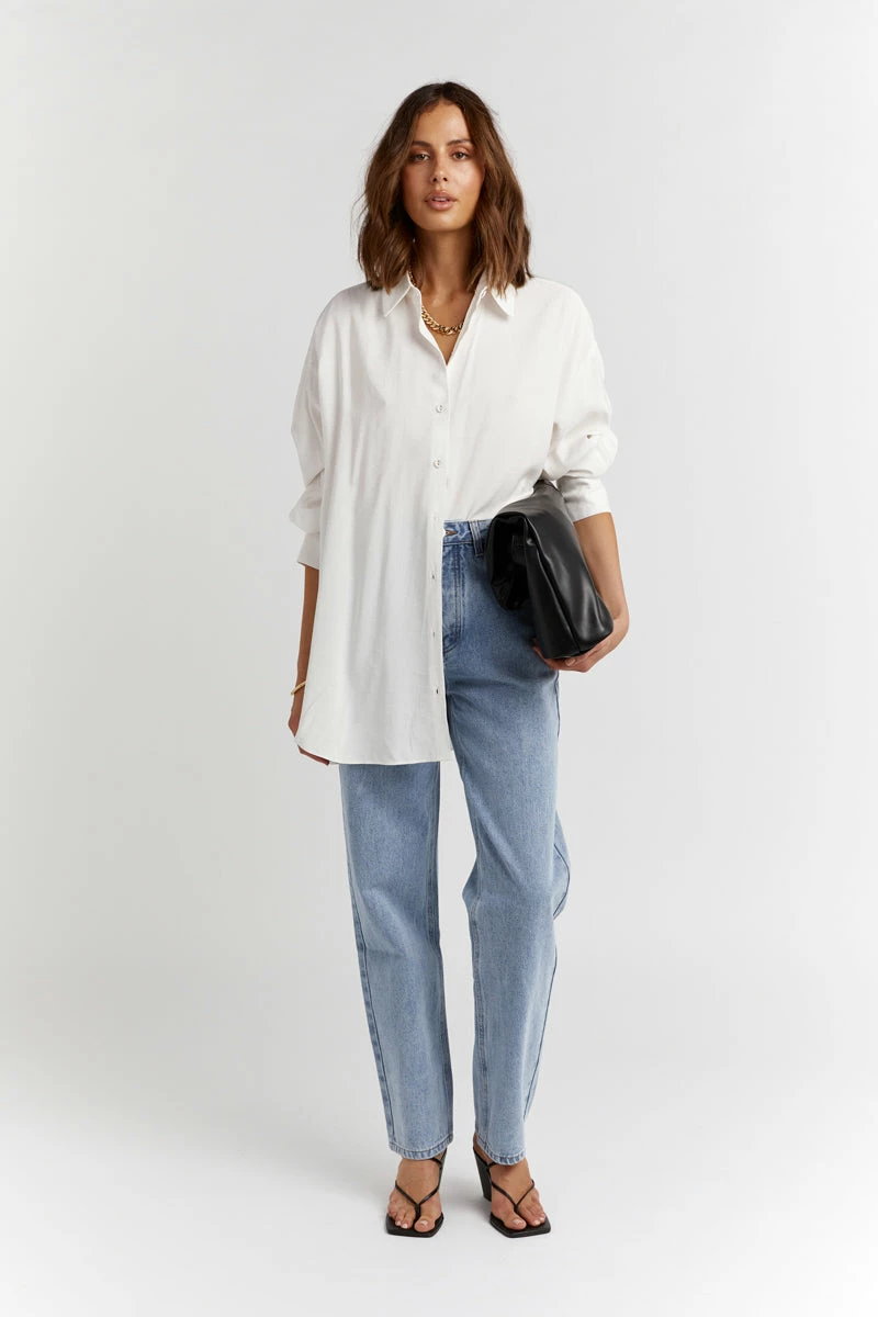 DISSH ELLISON WHITE OVERSIZED SHIRT 1 DISSH ELLISON WHITE OVERSIZED SHIRT