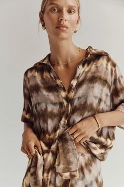 DISSH GABI TIE DYE VISCOSE VACATION SHIRT