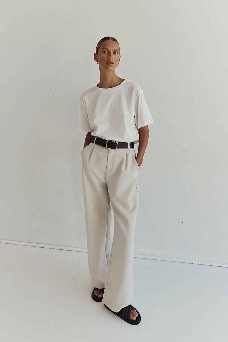 DISSH CHARLOTTE OFF WHITE CREW NECK TEE 1 DISSH CHARLOTTE OFF WHITE CREW NECK TEE