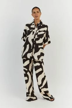 DISSH NINA CREAM DRAWSTRING PANT 8 DISSH NINA CREAM DRAWSTRING PANT -DISSH all-clothing Shop DFS10072CRE.140 11 5ea1833f d7e1 4853 846a fd1cd040fd28