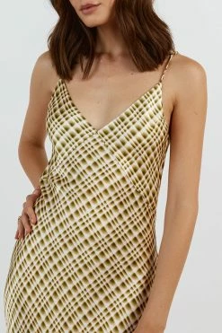 DISSH DILAN GREEN SATIN MIDI SLIP DRESS 11 DISSH DILAN GREEN SATIN MIDI SLIP DRESS -DISSH all-clothing Shop DFS11300GRE.500 14