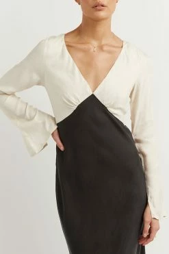 DISSH SEREN BLACK TWO TONE SLEEVED DRESS -DISSH all-clothing Shop DFS11349BK.600 4