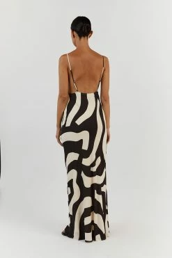 DISSH NINA CREAM BIAS CUT MIDI DRESS 11 DISSH NINA CREAM BIAS CUT MIDI DRESS -DISSH all-clothing Shop DFS11427CRE.140 13 958731cc 2665 4210 87d3 e799853e657b