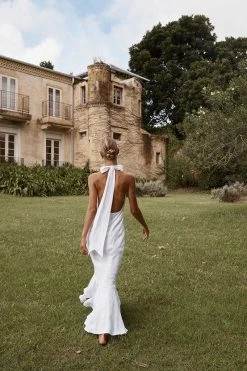 DISSH AISLE WHITE LINEN HIGH NECK DRESS