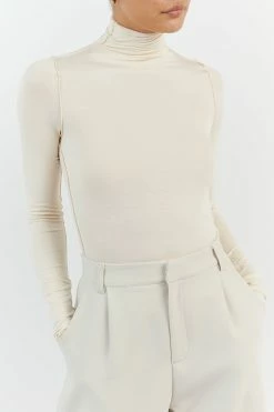 DISSH AVERY IVORY HIGH NECK TOP -DISSH all-clothing Shop DQF04027IVO.110 13 af9bf038 a206 40b5 8710 838832ca37d4
