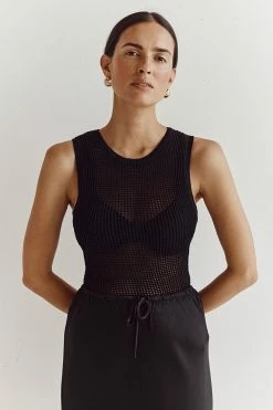 DISSH OPHELIA BLACK CROCHET TANK